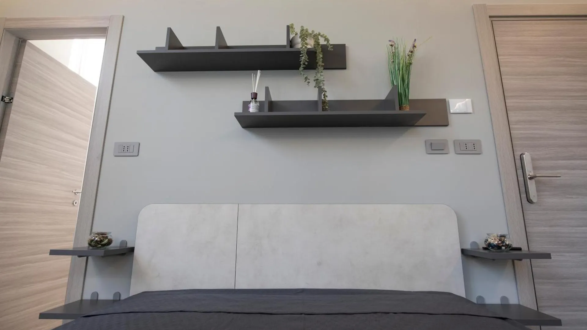 Проживание в семье 241 - Camera Nord Est - Affittacamere Sara Home Chiavari, 200Metri Dal Mare Италия