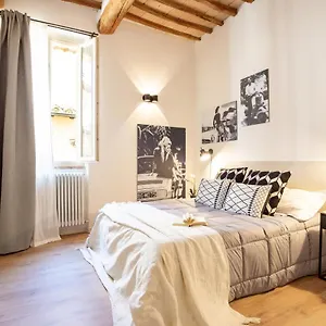 Dolce In , Perugia Italia